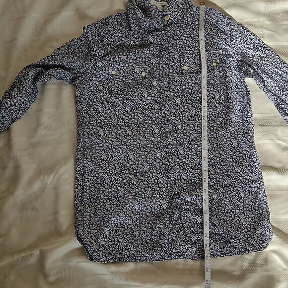 Banana Republic Women's Floral Long Sleeve Button-Up Shirt - Picture 6 of 12